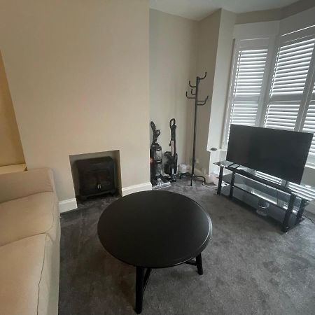 Family Home Copnor Portsmouth Extérieur photo