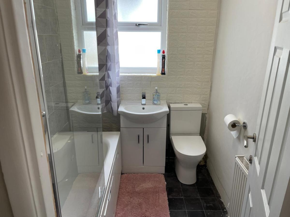 Family Home Copnor Portsmouth Extérieur photo