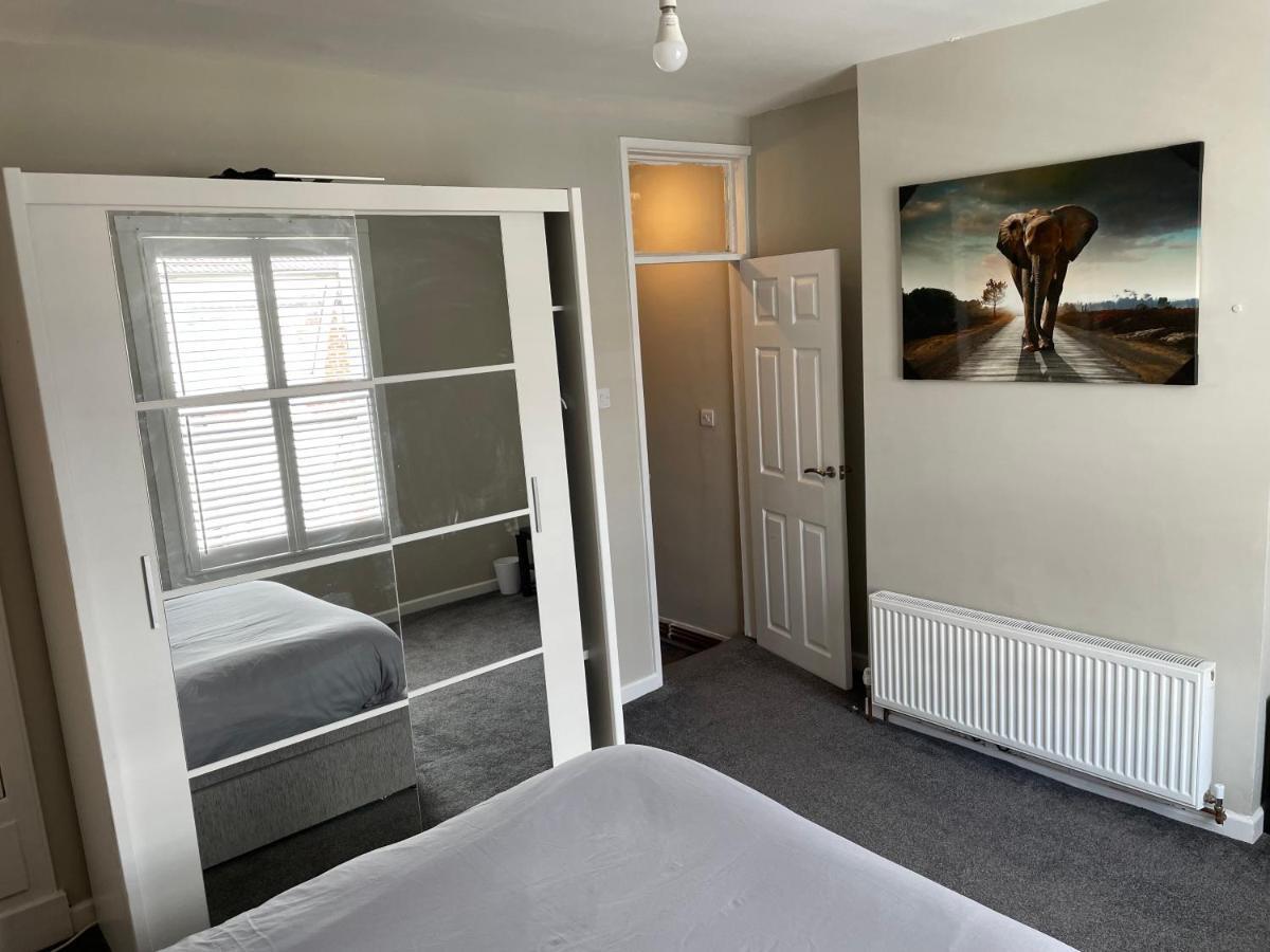Family Home Copnor Portsmouth Extérieur photo