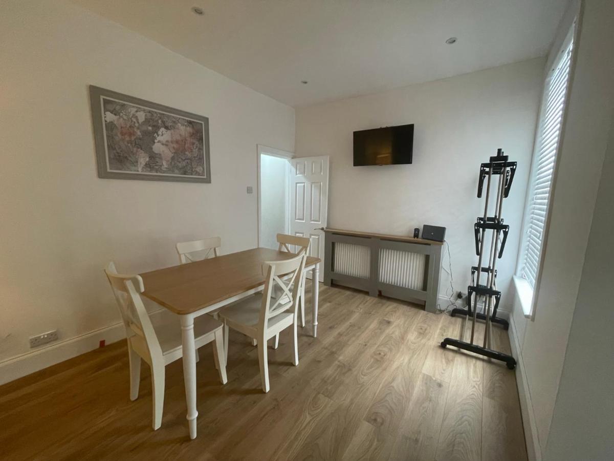 Family Home Copnor Portsmouth Extérieur photo