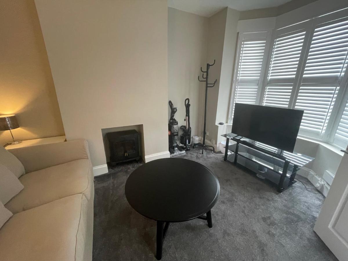 Family Home Copnor Portsmouth Extérieur photo